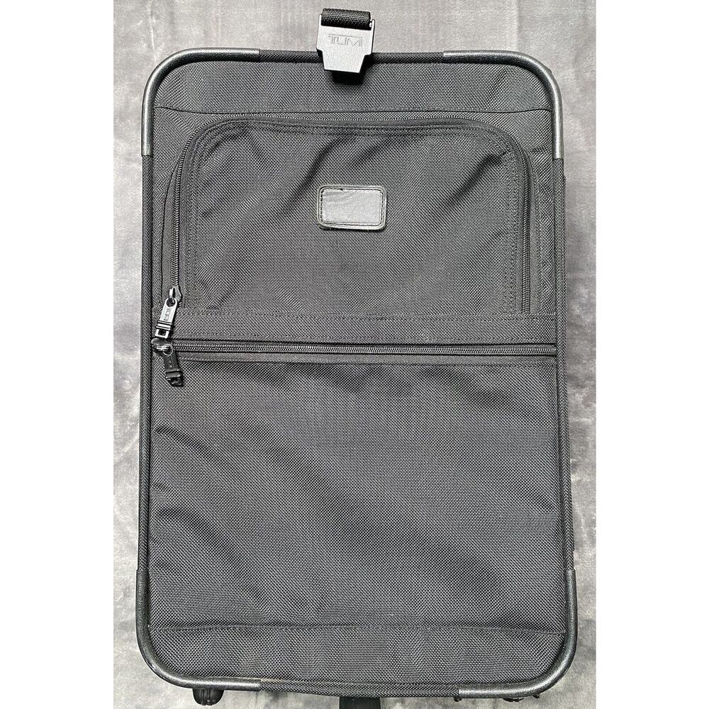 Classic Tumi Ballistic 20" Upright Wheeled Carry On Suitcase Black Nylon 2265D3